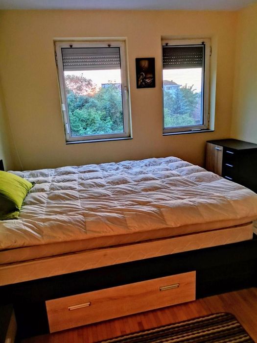 Тристаен апартамент с ГАРАЖ в ж.к. Манастирски ливади.