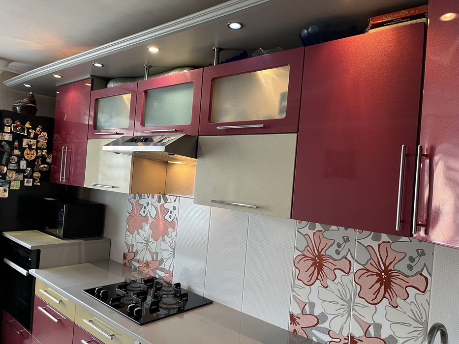 Кухонный гарнитур угловой