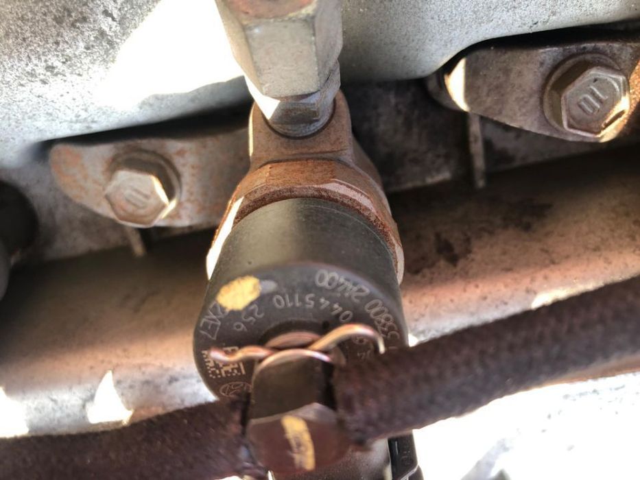 injector 1.5 crdi d4fa kia rio 2 cerato hyundai accent 3 getz