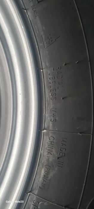 Cauciucuri 225/75/16C