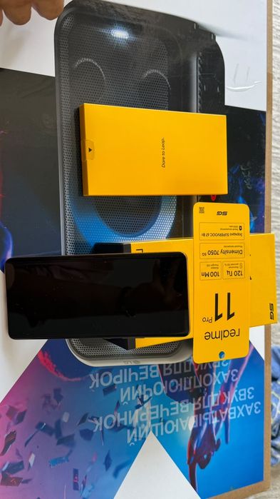 Realme 11 Pro 5G (8/256 ГБ).