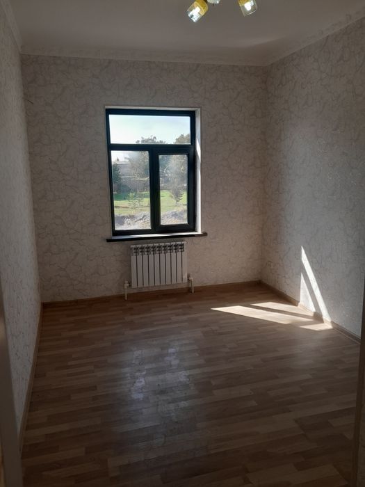 Продаётся 2 сотки,4 комнаты (100м2) Салар