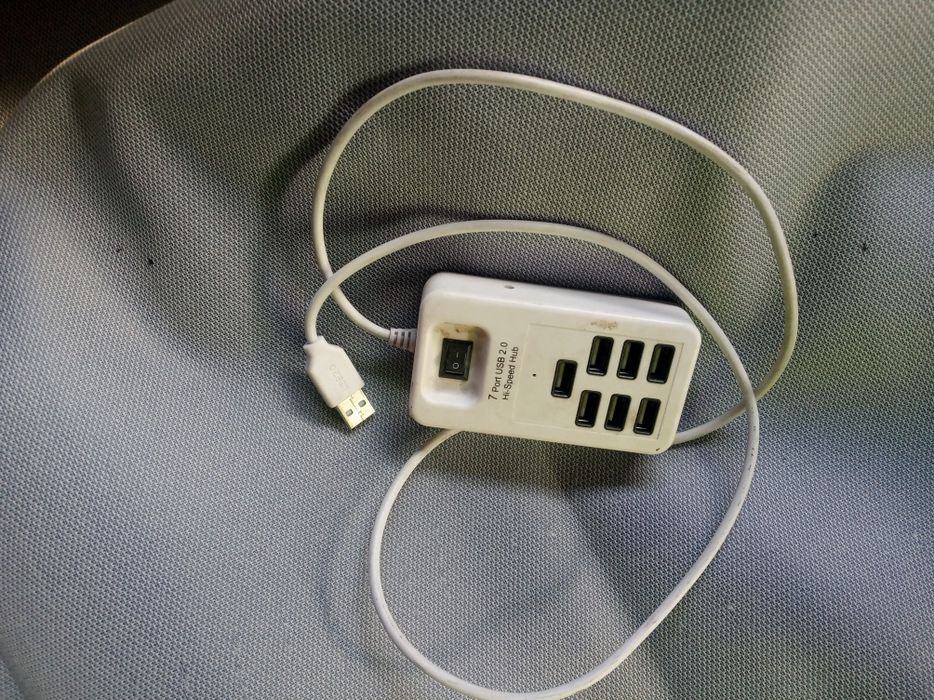 Продам наушники,хаб,