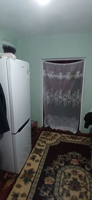 срочно Уй сотилади,газ свет сув  wi fi бор.