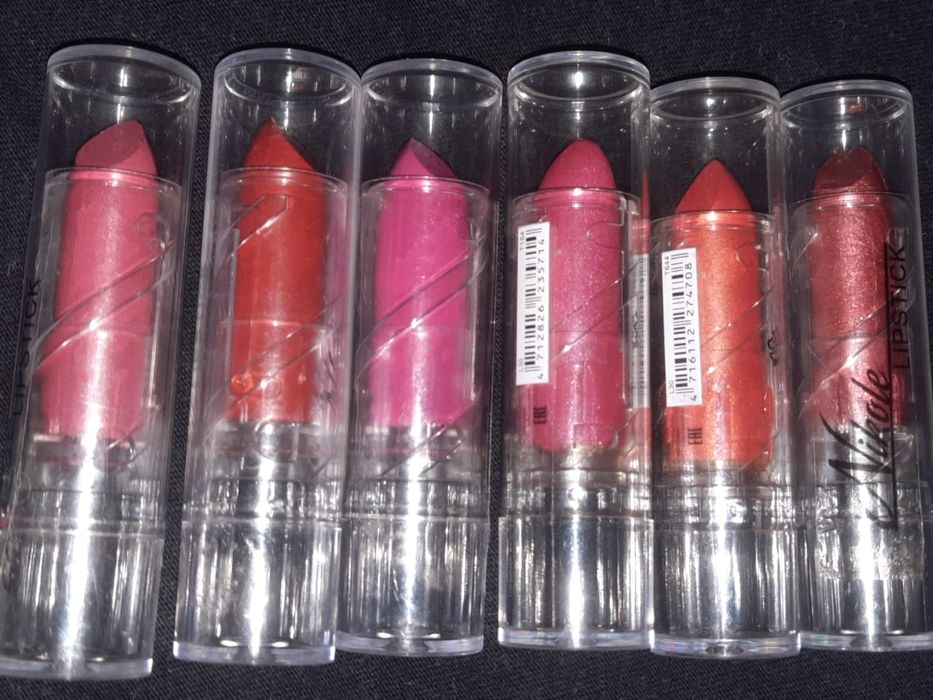 Новую помаду отдам