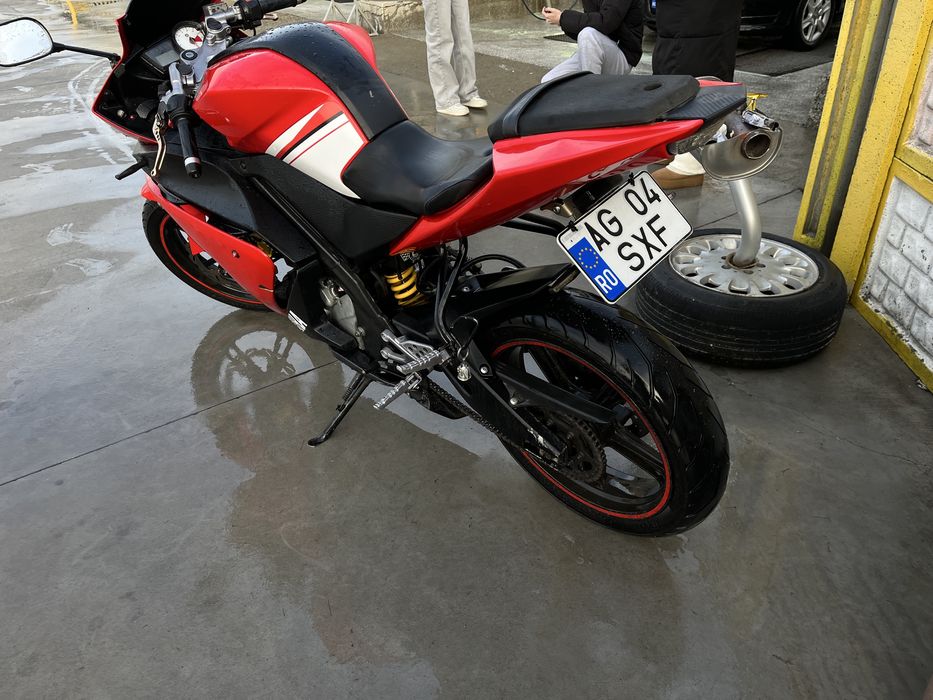Yamaha yzf r125