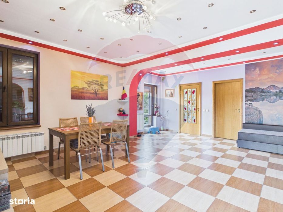 Casă / Vilă cu 6 camere de vânzare