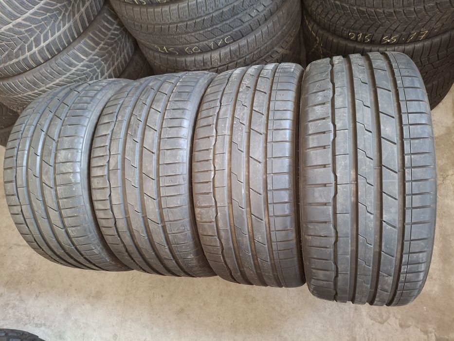 4 Anvelopele de vară 285 30 r20 si  255 35 r20 Hankook