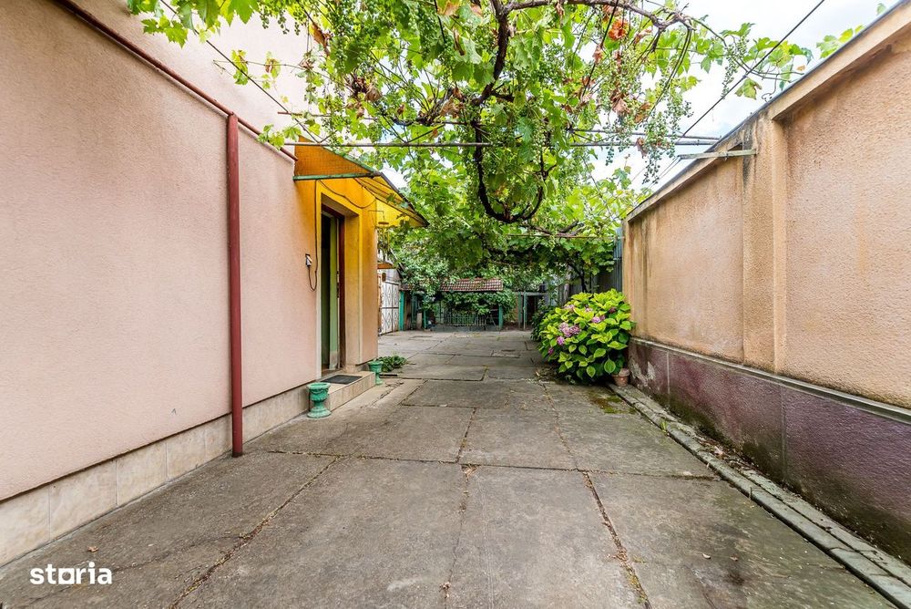 PREȚ NOU! Casă cu teren de 370 mp | Zona Funcționarilor - Arad