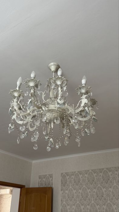 Люстралар сатылады