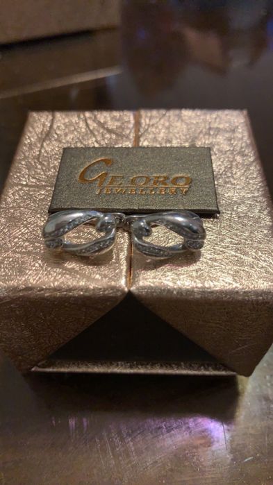 Ge oro jewellery гривна,обеци и колие.