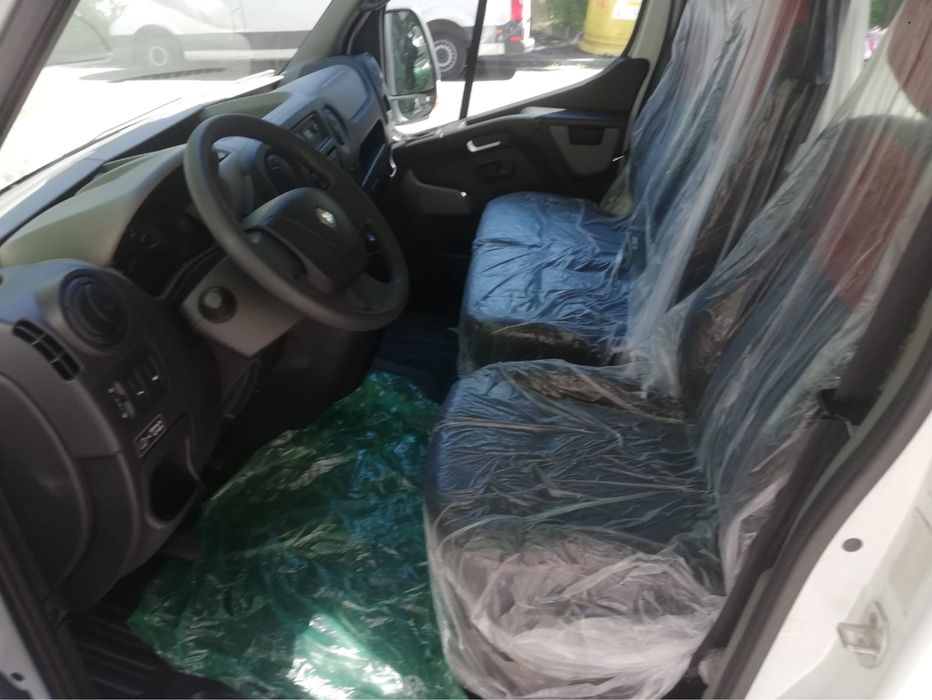 Microbuz Renault Master,16+1 locuri,13.500 km,,euro6