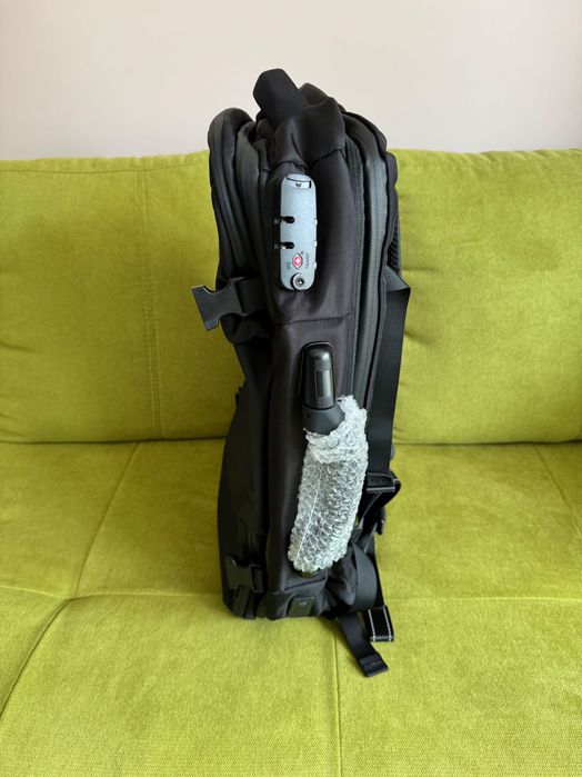 Нова раница с вакуум, с етикети