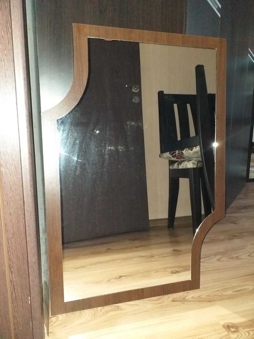 огледало с опция за окачване - без забележки, неизползвано