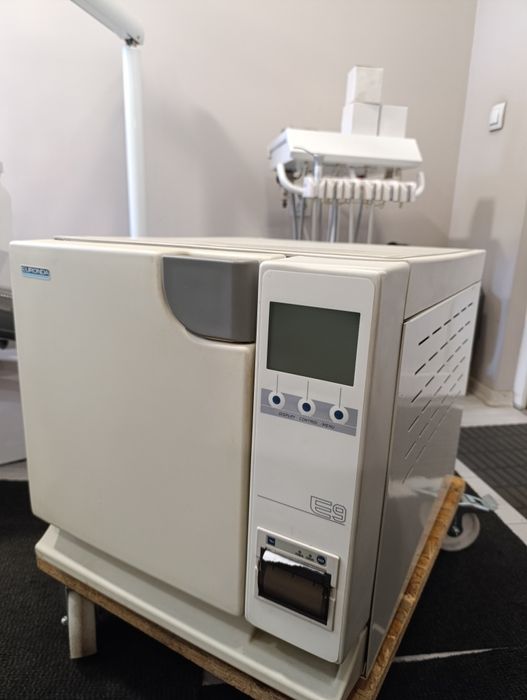 Автоклав Euronda 18L Class B
Уредът е в много доб