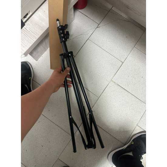 Трипод статив - метална стойка