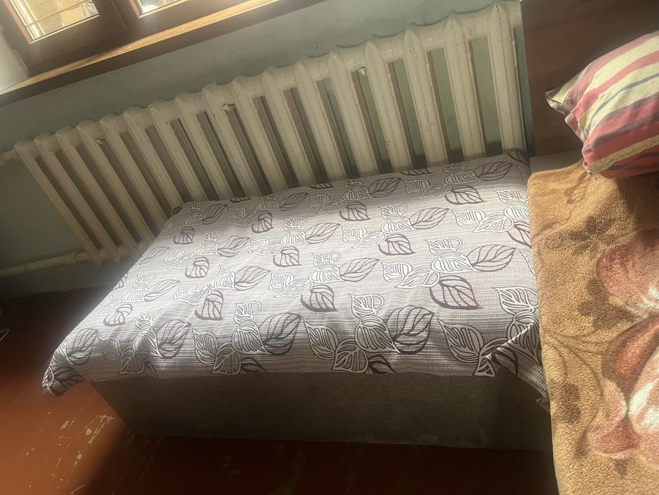 Падставка под тв