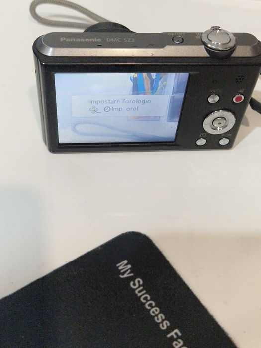 Camera foto/ video Panasonic cu cablu de date