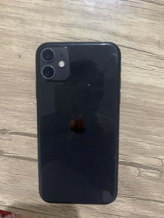 Iphone 11 hamma joyi ishlaydi kafolati bor
