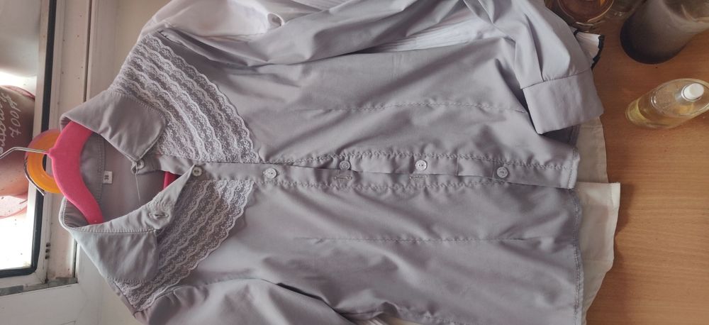 Продам школьные вещи недорого