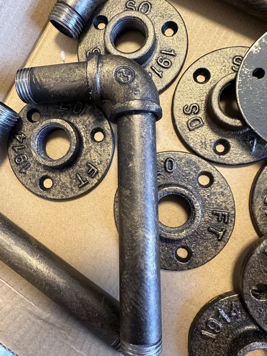 Етажерка, рафт, стилаж