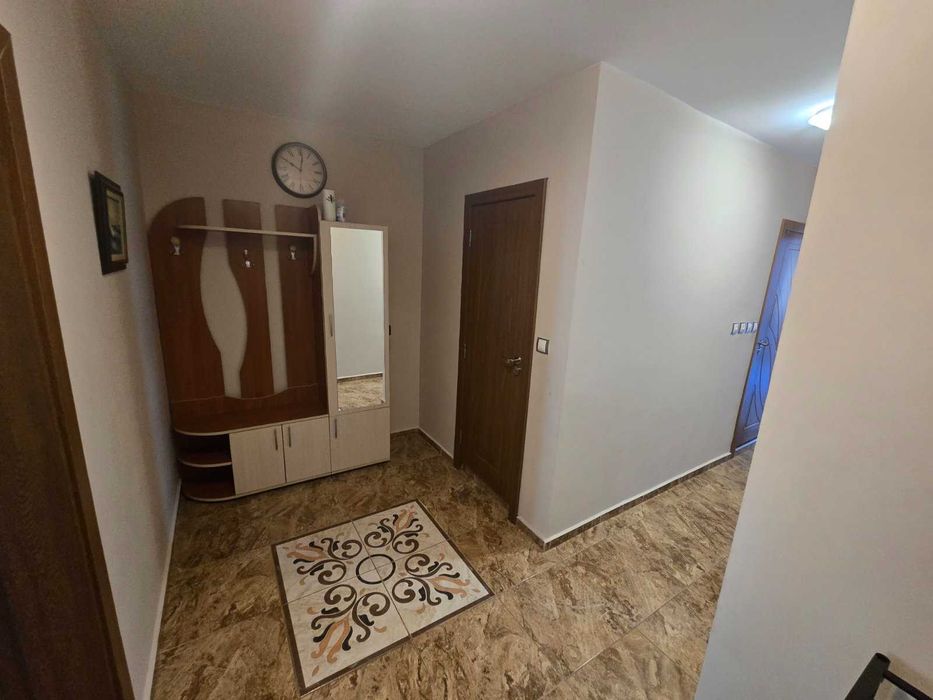 Тристаен апартамент под наем в кв. Възражане