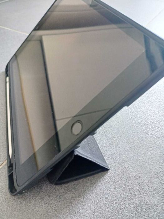iPad (Айпад) 8 поколения с apple pencil