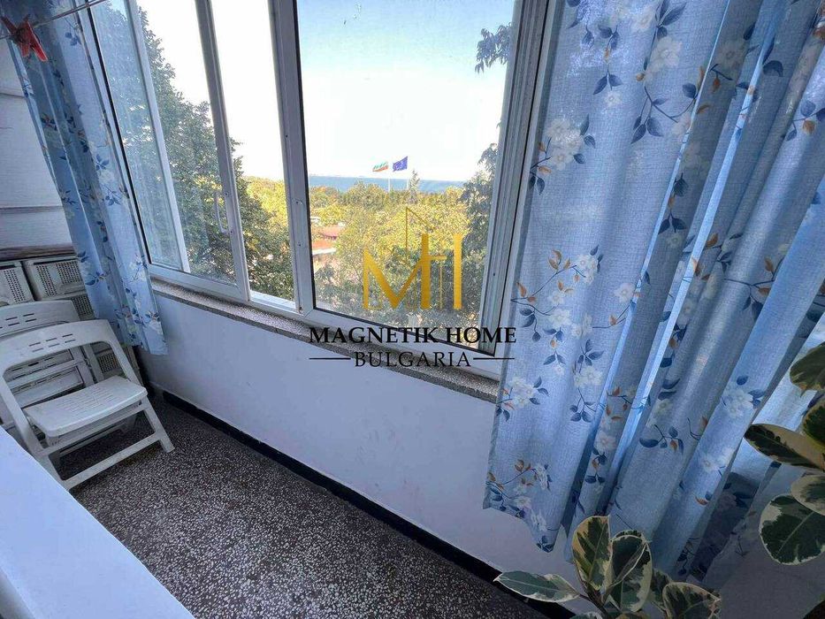 Дава се под наем Тристаен апартамент в Бургас, Лазур - 75 кв.м за 408 € - Снимка #3