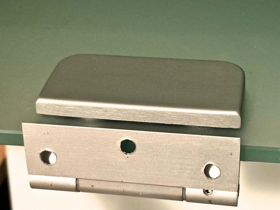 Стъклени врати 8 мм. 1970x800 мм.  3 бр.