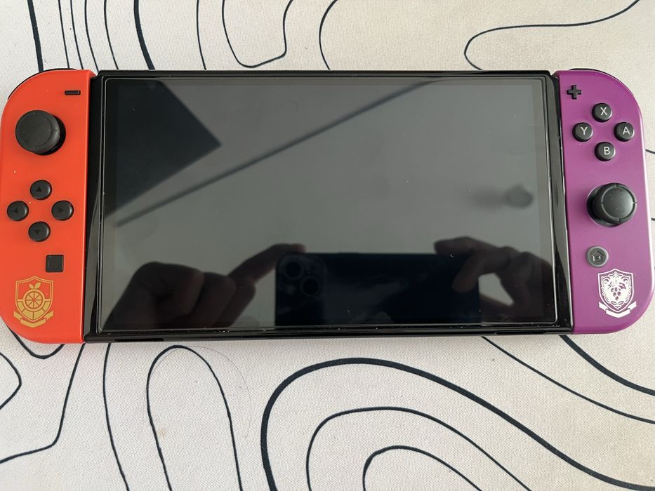 Обмен Nintendo Switch OLED Pokémon Edition С ПРОШИВКОЙ