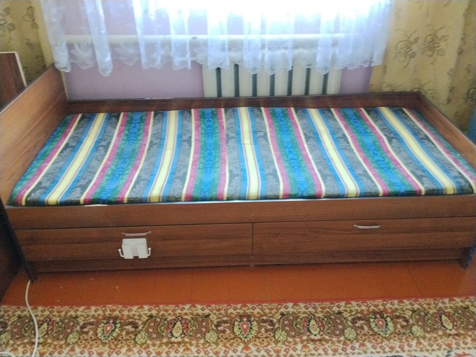 Продам кровати с ящиками