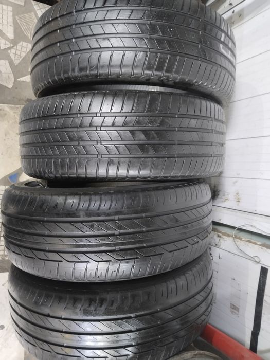 Продам комплект парных шин