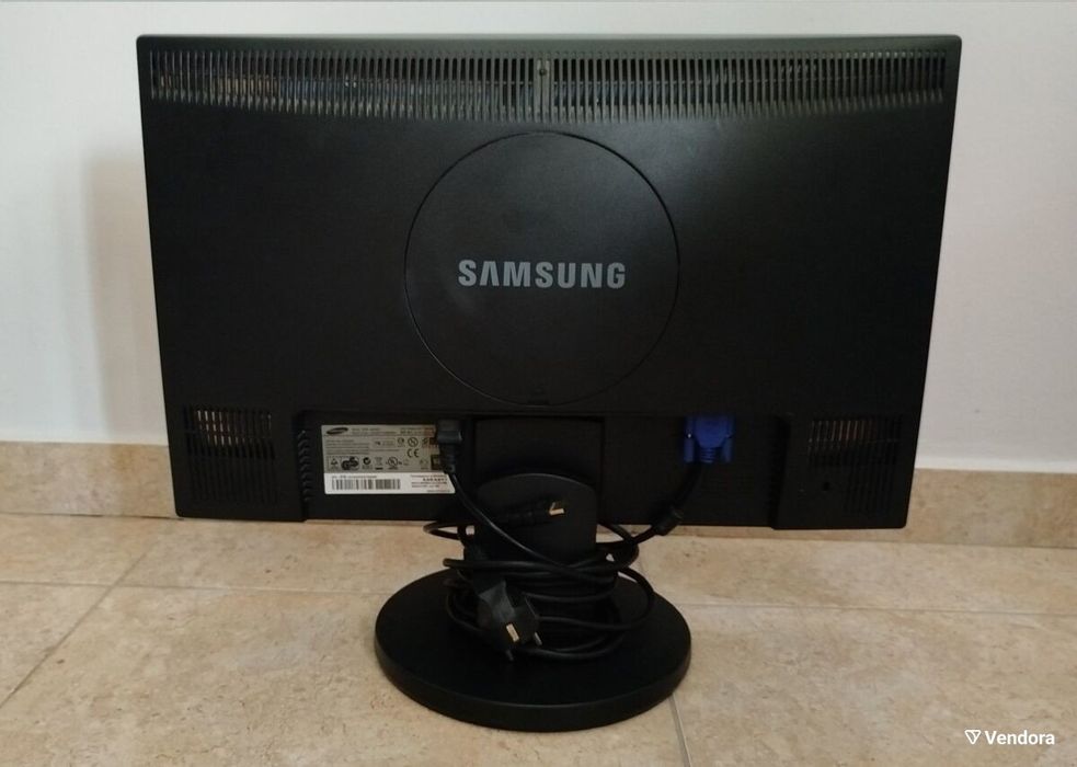 LCD монитор Samsung SyncMaster 2243SN 22”