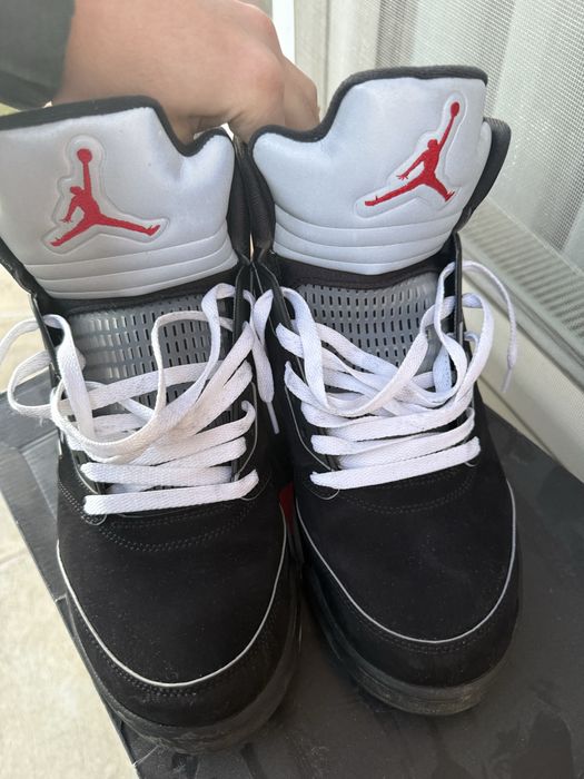 Jordan 5 Reimagined „Black Metallic”