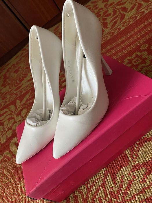 Туфли белые, свадебные