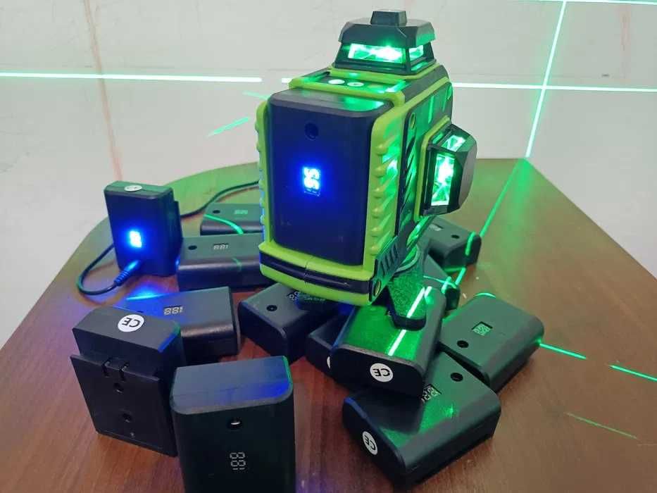incarcator, baterie LIion nivela laser Hilda Huepar Clubiona