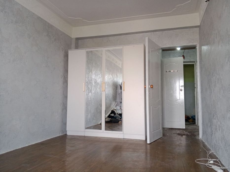 Shkaf sotiladi Dastafka ustanovka bepul