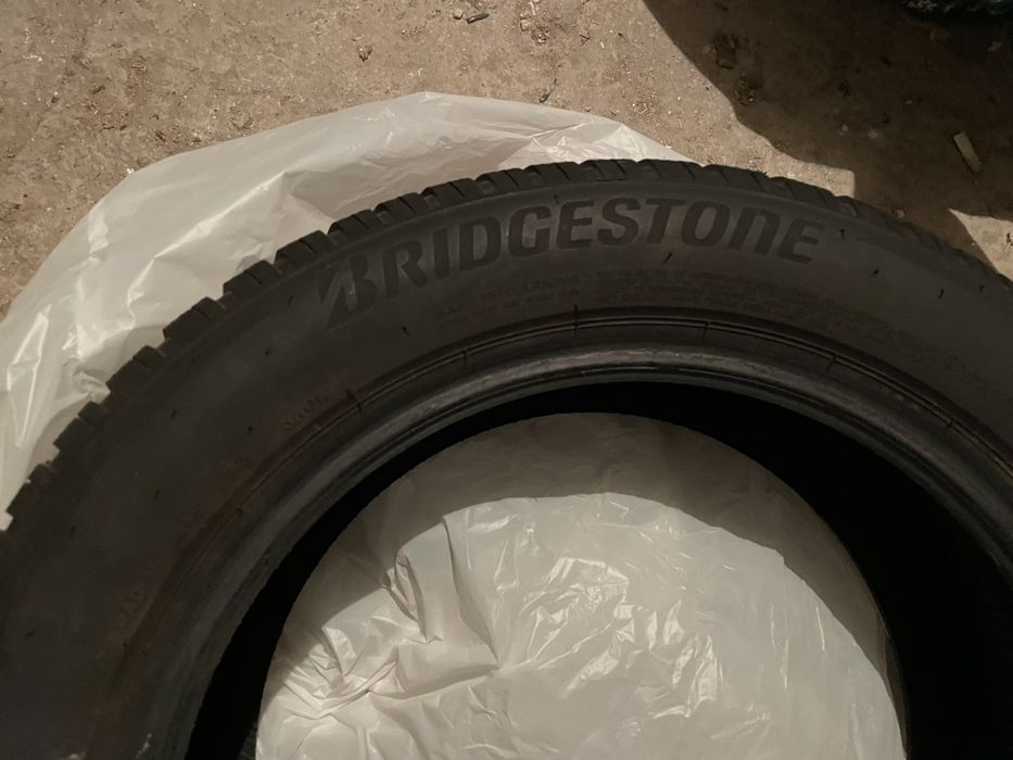Продавам 4 броя зимни гуми Bridgestone