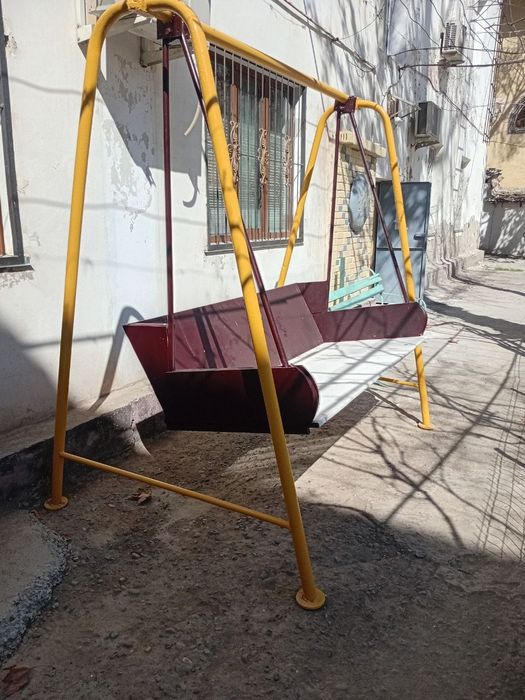 Продаётся качели.