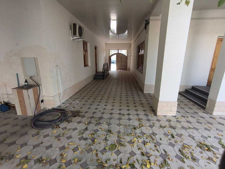 Продается 2,1 сотки на Буюк Ипак Йули, Никитина, Хирмонтепа