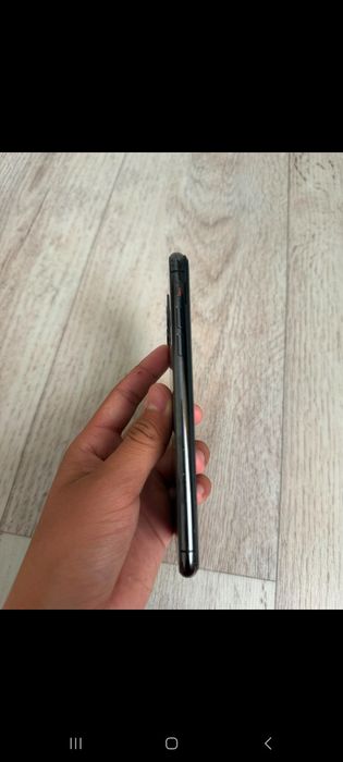 Продам айфон 11 про макс 512