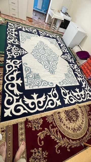 Продам ковер 300*400