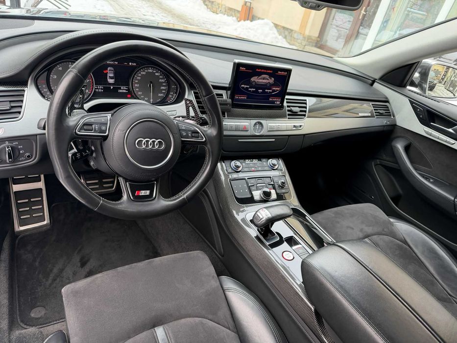 Audi A8 S8 4.0 TFSI ZF8HP Impecabilă  kilometri reali fara daune