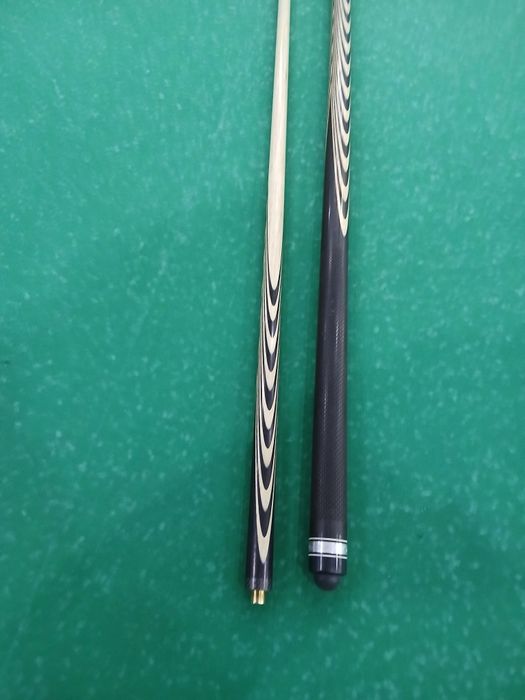 Бильярд.Кий бильярдный.