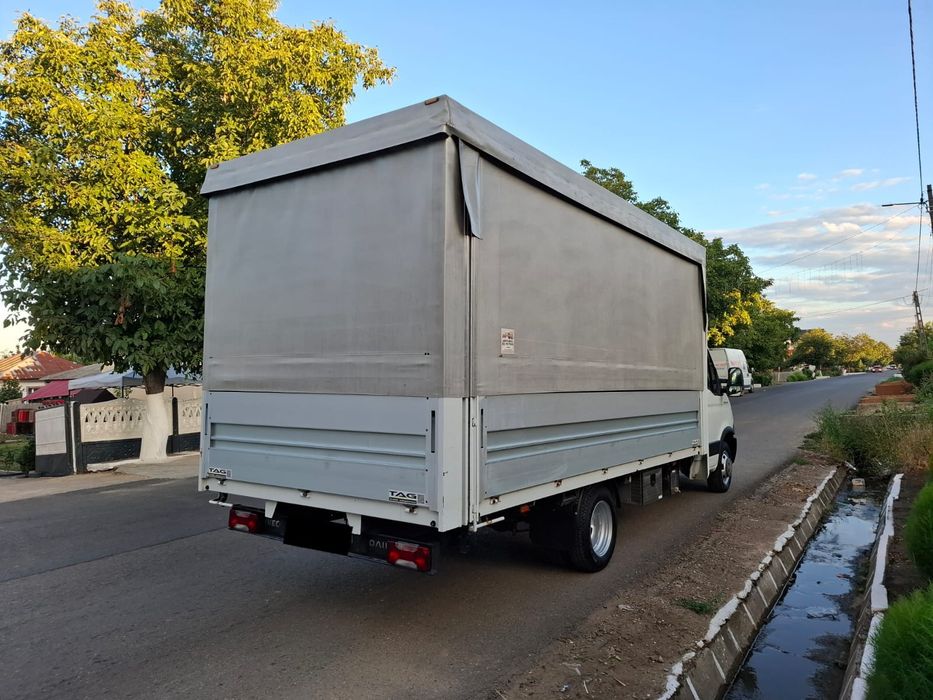 Benă cu prelată. 5.0 m lungime