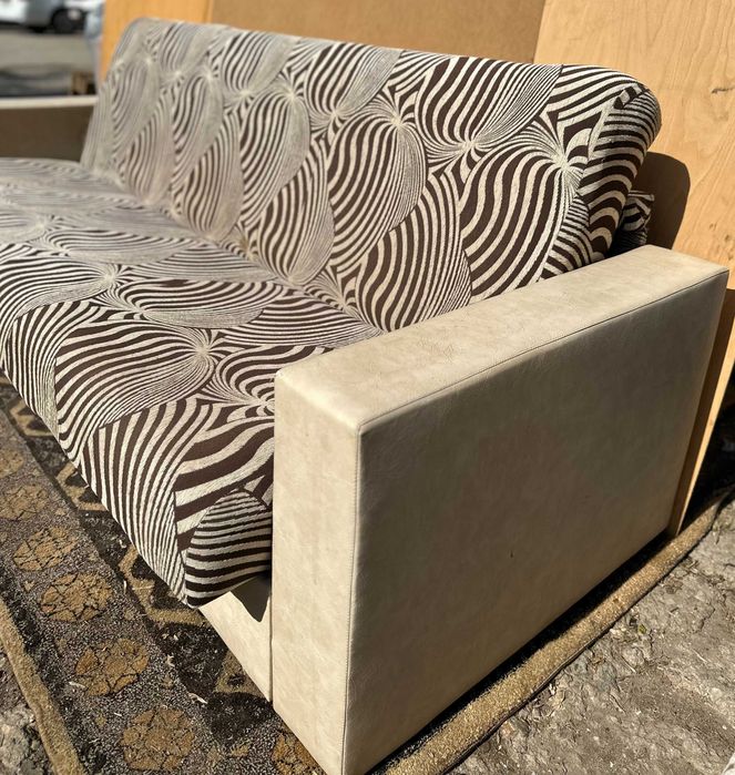 Canapea Extensibila cu Lada; Pat cu Saltea 190x110 cm