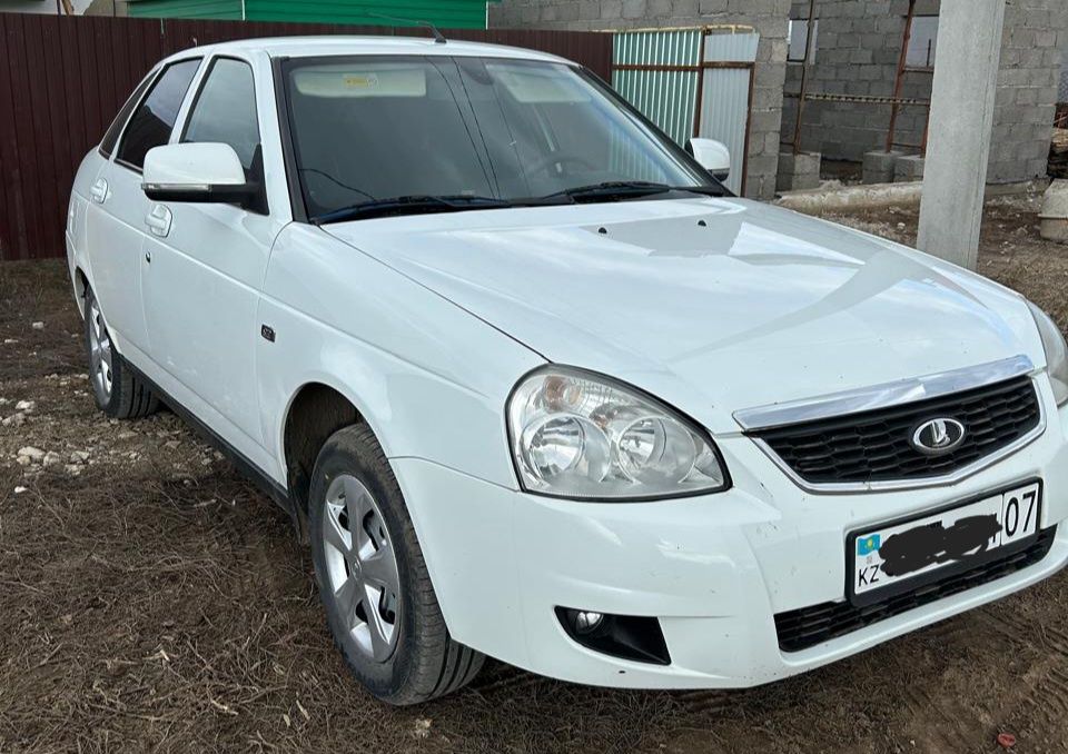 Продам приору 2 хэтчбек