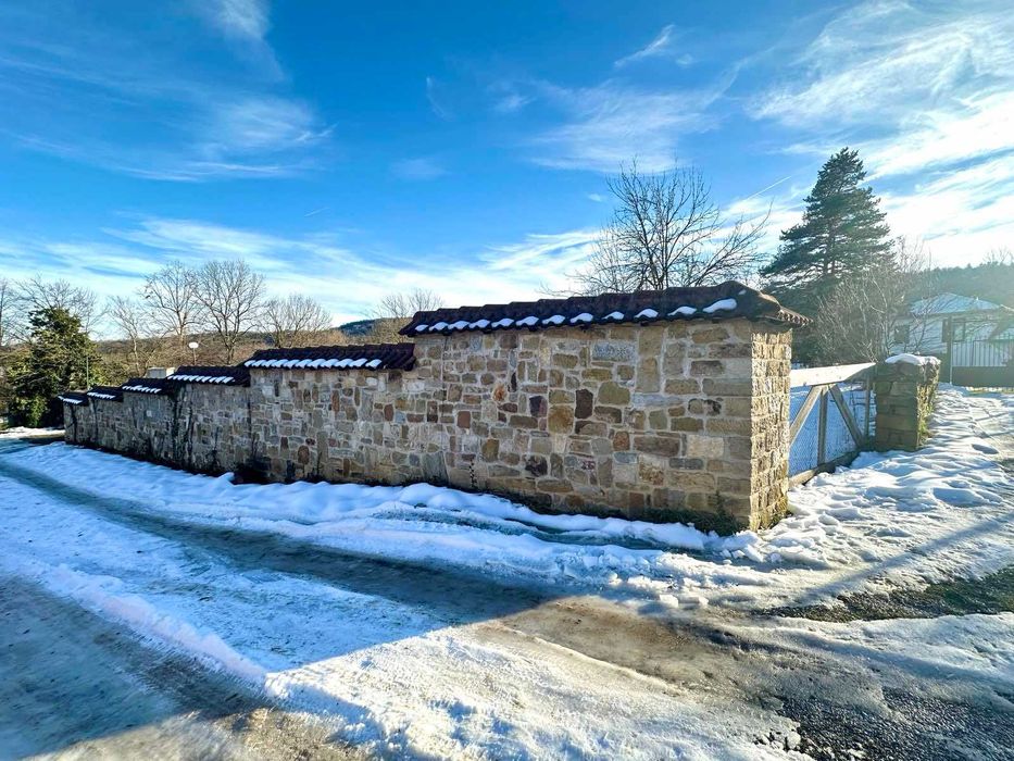 Продава се Парцел в с. Средни колиби, Област Велико Търново - 1050 кв.м за 41 €/кв.м - Снимка #1