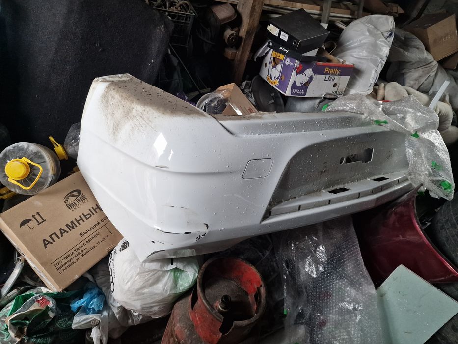 Продам бампер бу