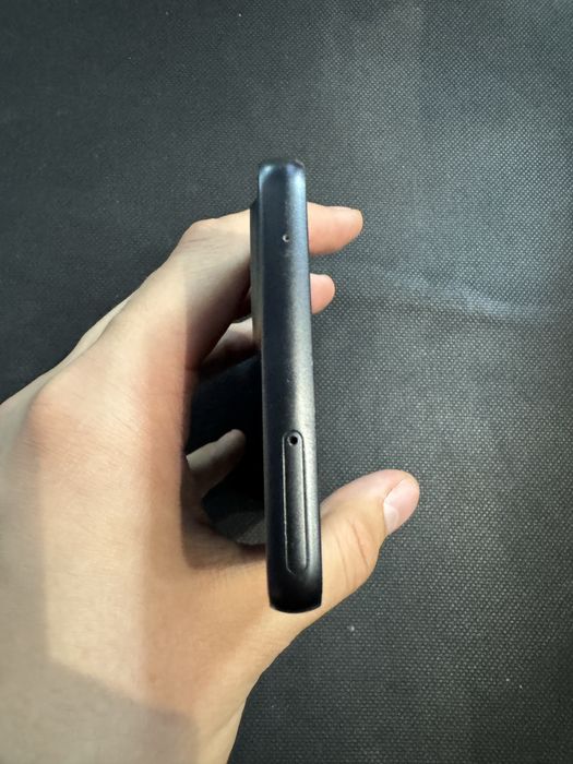Samsung a33 6/128 qora